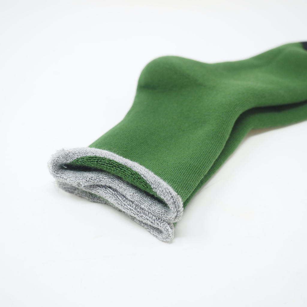 fluffy socks SIMPLE（green）FEEL MY FOOT STEPS