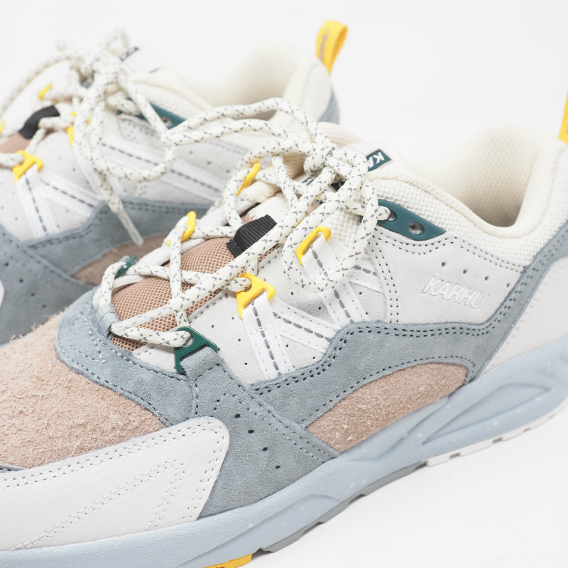 KARHU fushion 2.0 ライムストーン／ブライトホワイト（ カルフ フュージョン2.0 スニーカー フィンランド）