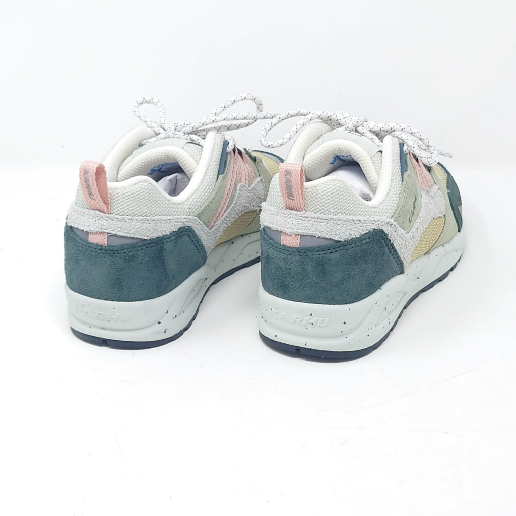 KARHU fushion 2.0 ダーケストブルース/カメオローズ（ カルフ フュージョン2.0 スニーカー フィンランド）)