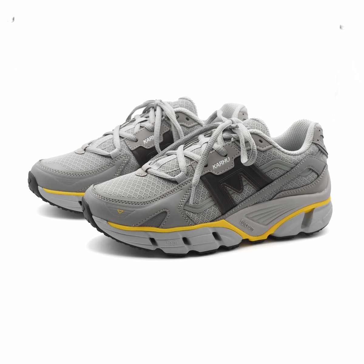 KARHU スーパーフルクラム grey reflective / jet black
