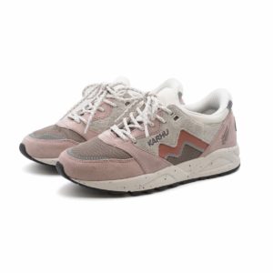 KARHU アリア95 アドビローズ/ライトマホガニー（ カルフ スニーカー フィンランド）