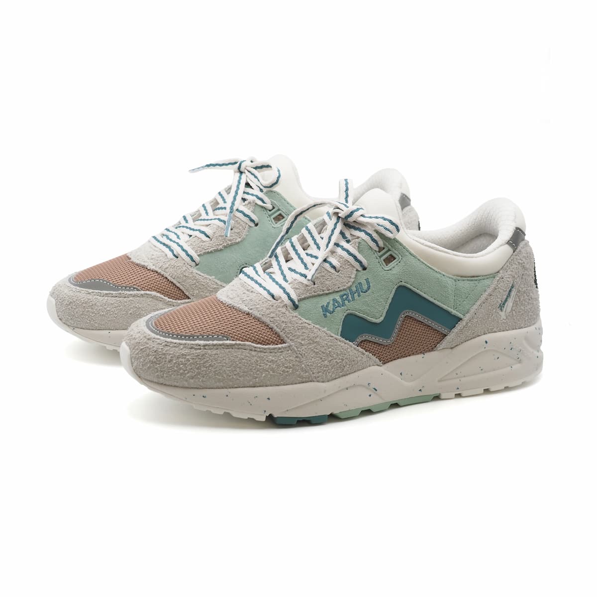 KARHU アリア95 フォギーデュー/ブリタニーブルー（ カルフ スニーカー フィンランド）