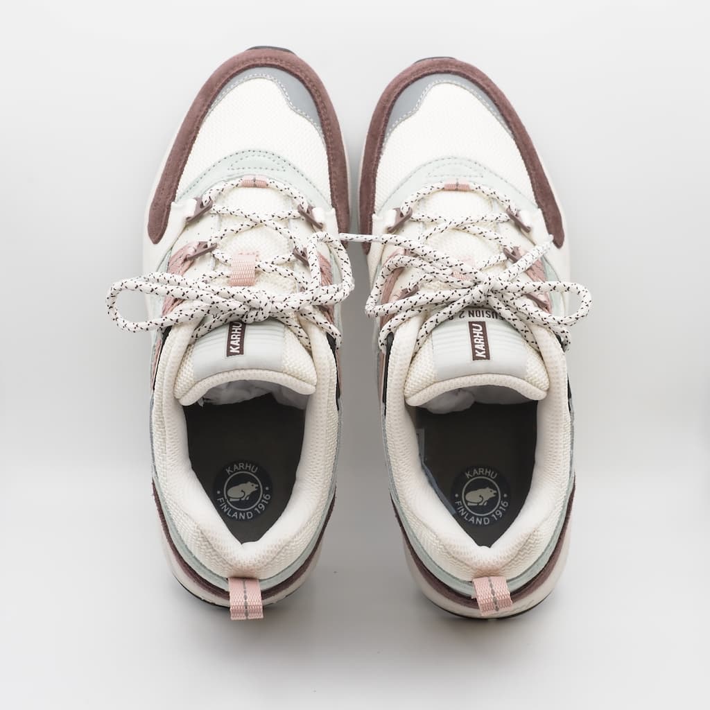 KARHU fushion 2.0 シェイブドチョコレート / アドビローズ( カルフ フュージョン2.0 スニーカー フィンランド)